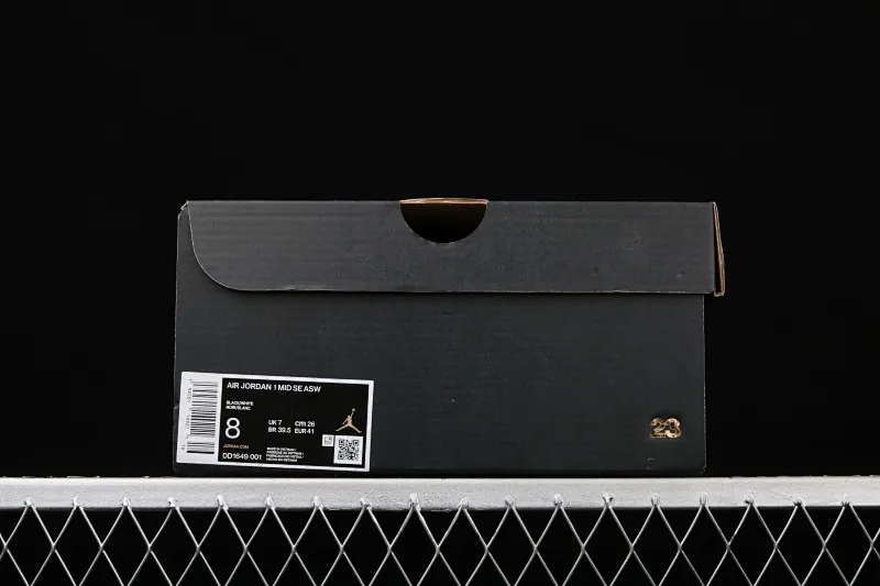 All Categories Air Jordan Jordan Series Basketball Shoes Air Jordan 1 Mid Air Jordan 1 Mid "All-Star" AJ1 Joe 1 China All-Star Black and White Patent Leather Mid-top Versatile Casual Sports Shoes DD1649-001